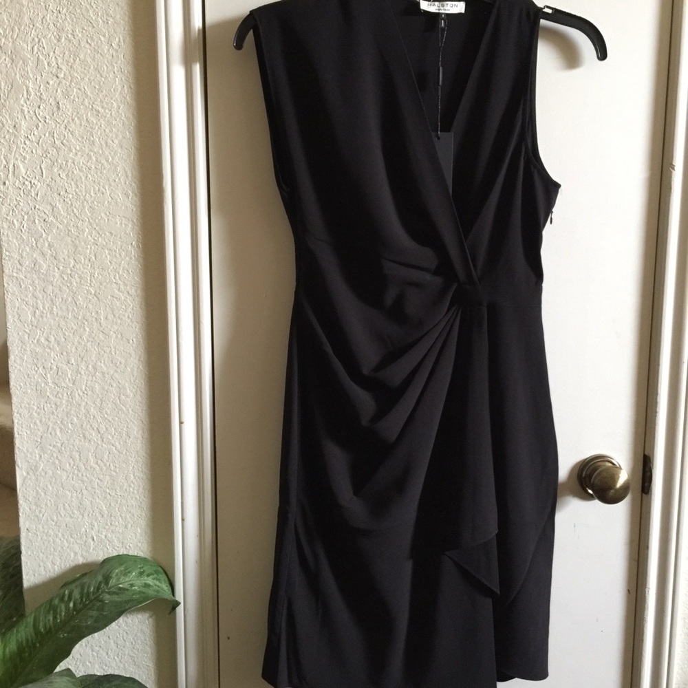 🎉SALE🎉NWT, HALSTON Heritage black dress, size 4. - Picture 3 of 8